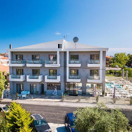 Patiras Deluxe B&B Лименария Экстерьер фото